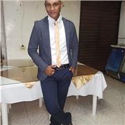 Profesor de matemáticas, joven, descomplicado, con disponibilidad y disposición para enseñar y aclarar dudas a tod@s